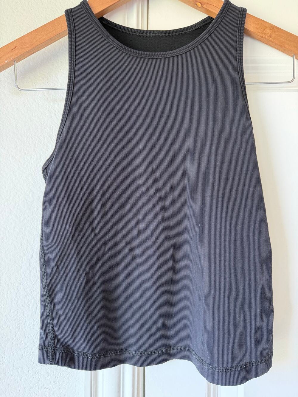Vuori Womens XS/S Pose Plyo Ribbed Tank in Charcoal Gray - NO PADS